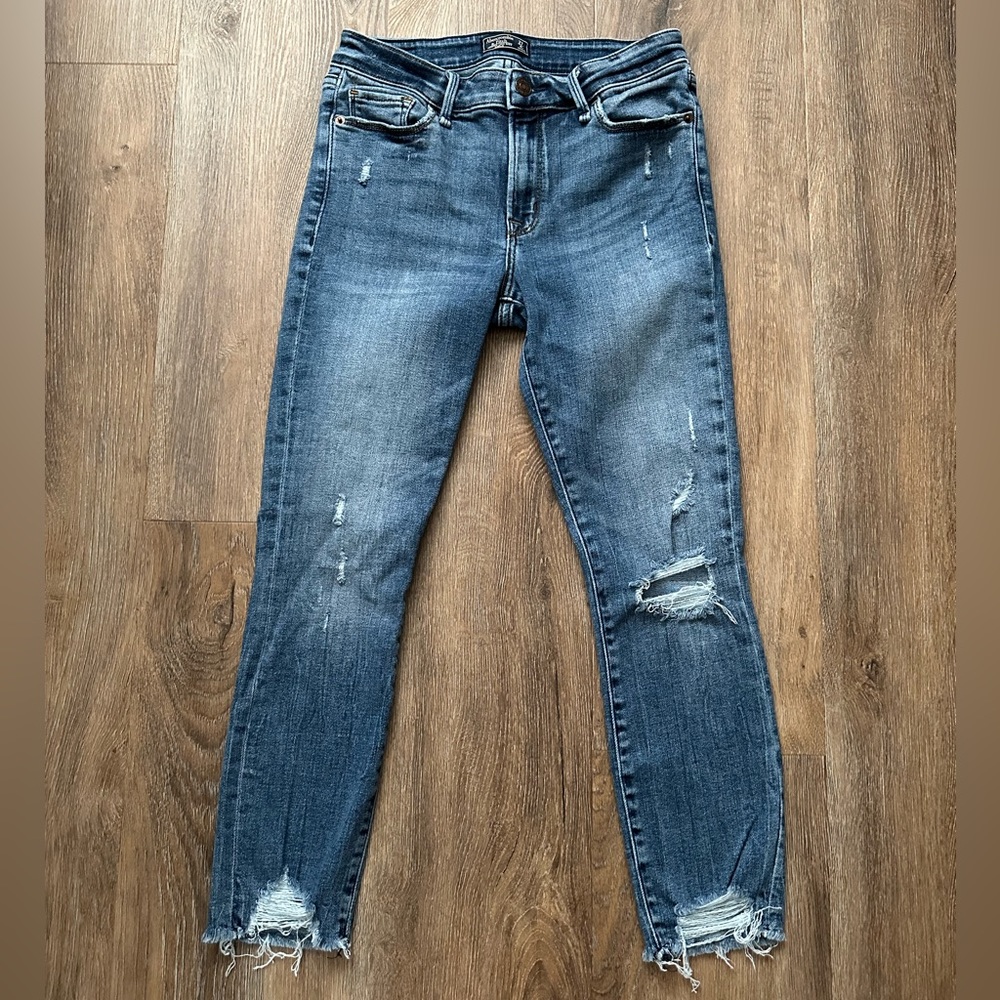 Abercrombie and Fitch Harper Low Rise Ankle Jeans
